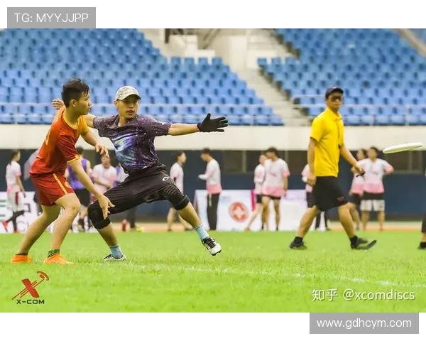 成都飞盘队在极限运动会中的精彩表现与实力分析